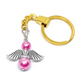 Maria King Őrangyal kulcstartó pink mesterséges gyöngyökkel, arany színben