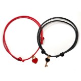 Maria King Páros zsinórszövet karkötő piros szív és fekete kulcs charmmal III.