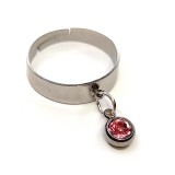 Maria King Pink kristály charmos állítható méretű gyűrű, ezüst színű, választható szélességben