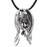 Maria King Rozsdamentes acél angyalszárnyas csontváz medál fekete bőr nyaklánccal
