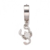 Maria King Rozsdamentes acél skorpiós fülbevaló, 34x13.5x4 mm - 1 db