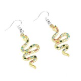 Maria King Színes kristályos kígyós fülbevaló, ezüst színű akasztóval