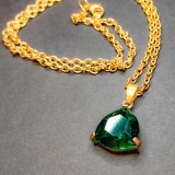 Maria King Zöld kvarc kristály medál lánccal