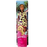 Mattel Barbie Chic baba sárga, szívecskés ruhában (T7439/GHW47) (T7439/GHW47) - Barbie babák