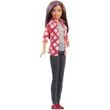 Mattel Barbie Dreamhouse: Skipper baba kockás ingben
