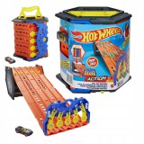 Mattel Hot Wheels: Kihajtható versenypálya autóval és eredményjelzővel