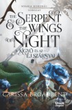 Maxim Könyvkiadó Carissa Broadbent: The Serpent and the Wings of Night – A kígyó és az éj szárnyai - könyv