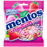 Mentos zacskós epres cukorka mix 150g
