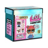 MGA Entertainment L.O.L Surprise Furniture 3. széria: Classroom játékszett, babával és bútorokkal - tanterem