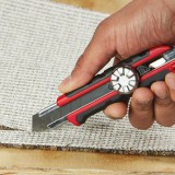 MILWAUKEE 48221962 Törhető pengés kés 7 szelvényes 25 mm