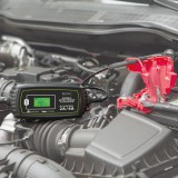 MNC Autós akkumulátor töltő - 230 V - 2 A / 4 A - automata 55784c