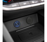 MNC Szivargyújtó helyére beépíthető USB aljzat,