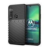 Motorola Moto G8 Plus, Szilikon tok, közepesen ütésálló, domború csíkos minta, fekete (RS92957) - Telefontok