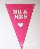 Mr & Mrs zászlócskák