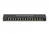 NETGEAR 16-Port High-Power PoE+ Gigabit Ethernet Plus Switch (231W) with 1 SFP port (GS316EPP) Vezérelt PoE Fekete