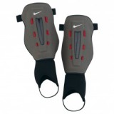 Nike  Sípcsontvédö SP0261-0061