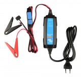 Okos Akkumulátor töltő Victron Energy Blue Smart 6/12V 1,1A BPC120134034R