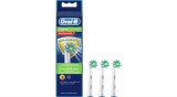 Oral-B Cross Action Antibac Pótfej 3 db