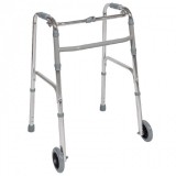 Összecsukható járókeret két kerékkel