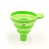 Összecsukható szilikon tölcsér Zöld - Praktikus konyhai eszköz folyadékok és porok adagolásához