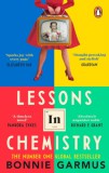 Penguin Books Ltd Bonnie Garmus: Lessons in Chemistry - könyv