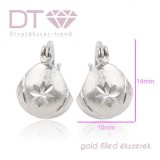 Petra W, fülbevaló