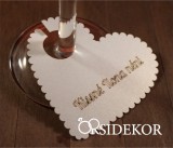 Pohárra tehető szíves ültetőkártya