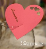 Pohárra tehető szíves ültetőkártya