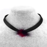 Pom-pom Choker bordó
