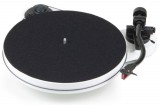 Pro-Ject RPM 1 Carbon analóg lemezjátszó fehér Ortofon 2M-RED hangszedővel
