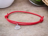 R.M.ékszer Gravírozható szív medálos vörös paracord karkötő