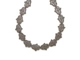 R.M.ékszer Hematit Fatima keze 11x13 mm, ~38 cm – ásványfüzér, ékszer alapanyag