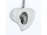 R.M.ékszer Ujjlenyomatos acél szív medálos kulcstartó