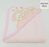 Rózsaszín kapucnis frottír babakifogó, hímzett mintával