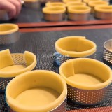 Rozsdamentes acél kerek tarte forma, lyukas francia tészta forma