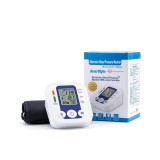 rpr Digitális automata vérnyomásmérő WHO skálával, felkaros