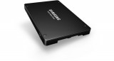 Samsung PM1733 2.5" 3840 GB PCI Express 4.0 NVMe belső SSD
