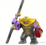 Saturey Thanos karddal nagy mini figura 7 cm