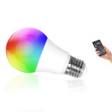 Schenopol Kft. Távirányítós RGBW LED 10W E27 izzó színes és fehér fénnyel