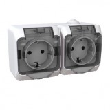 SCHNEIDER WDE000526 CEDAR PLUS 2x2P+F dugalj csatlakozóaljzat, biztonsági zsaluval, átlátszó szürke csapófedéllel, IP44, fehér