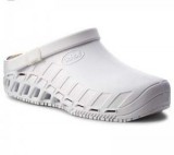 Scholl Clog EVO fehér papucs ütéscsillapító Memory Cushion talppal 35-47