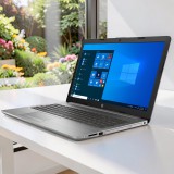 Sokoldalú HP 250 G7 i5-1035G1/8GB/256SSD/DVD RW/15,6"/FHD Laptop