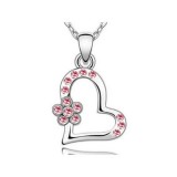 Swarovski kristályos nyaklánc szívecskés pink színű virágos medállal