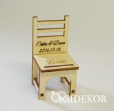 Szék formájú köszönetajándék és ültető fából