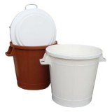 Szemetes Dézsa Fedö