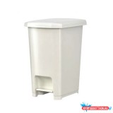 Szemetes kuka pedálos műanyag 40 literes törtfehér UP402