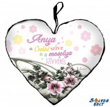 Szív alakú párna, Anyák napja, Anya a család szíve