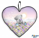 Szív alakú párna, maci virágmezőn, mama