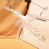 T-fazonú, nyitott masnis tanga gyönggyel - fehér