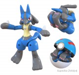 Takara TOMY Pokemon labdába zárható Lucario jellegű figura 12 cm